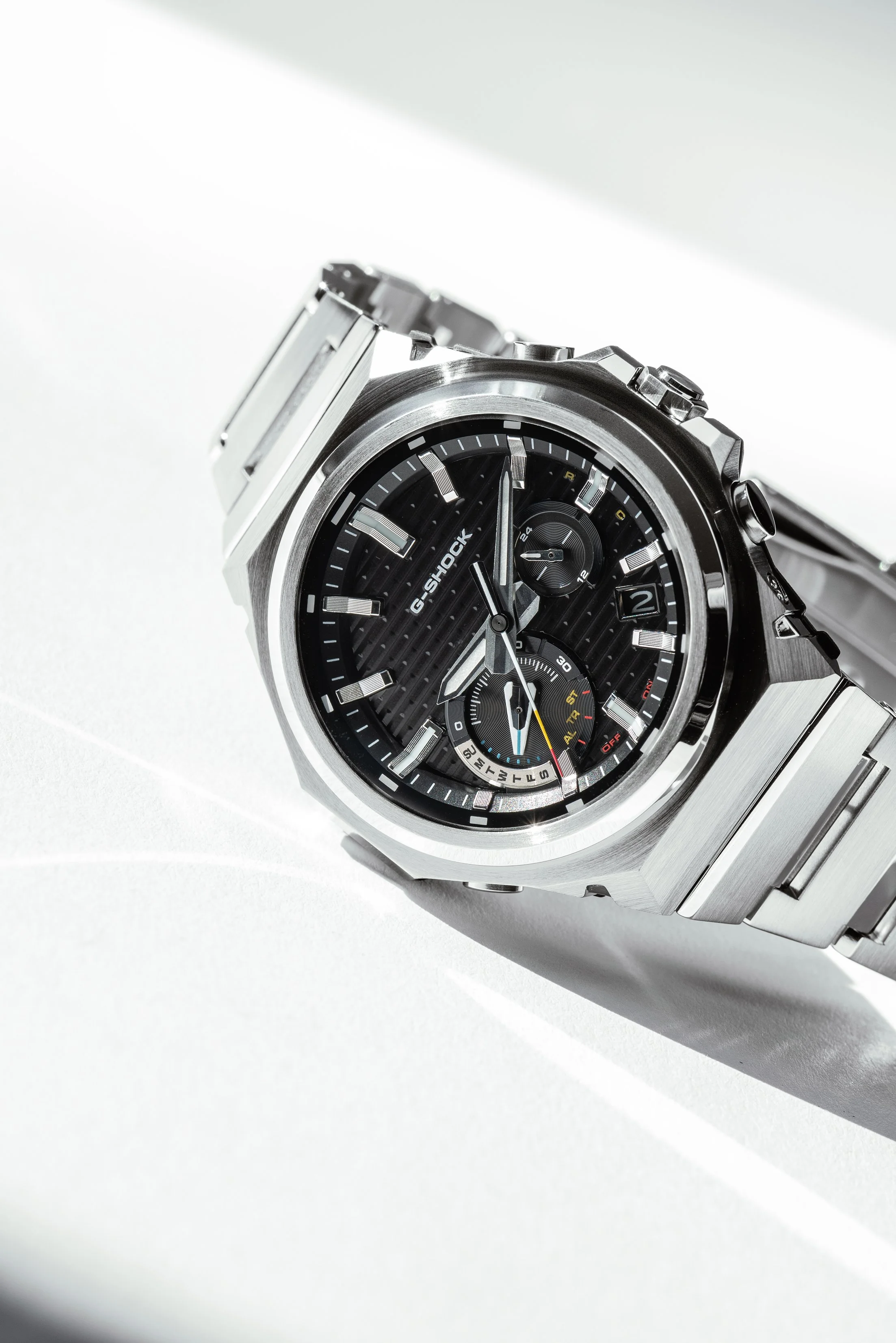 CASIO INTRODUCED NEW G-SHOCK GST-B1000D WATCH — Numéro Netherlands